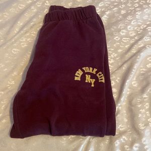 HOLLISTER ULTRA HIGH RISE MAROON NYC SWEATPANTS